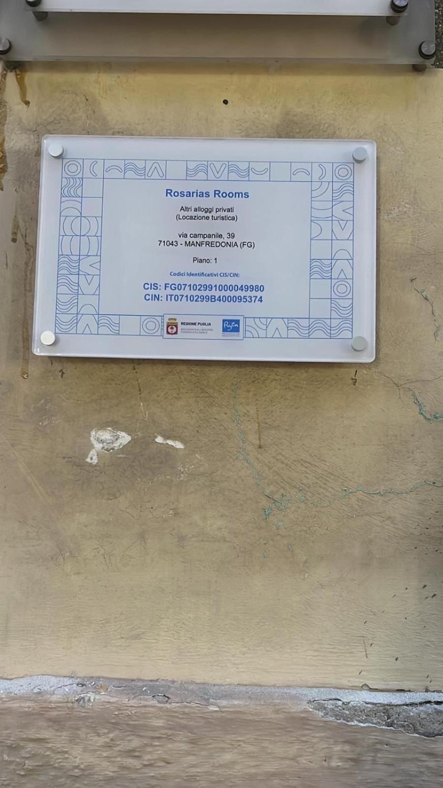 Rosarias Rooms Manfredonia Exteriör bild